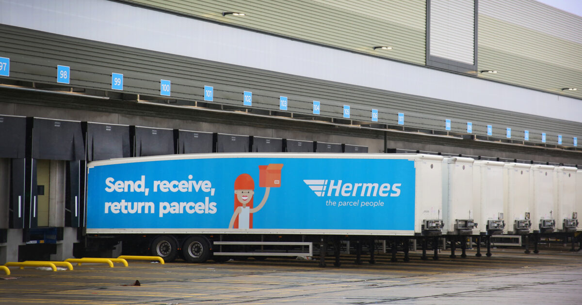 Video - Hermes Parcels fleet rebrand delivered on time | Aura