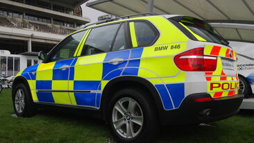 Battenberg Conspicuity livery on Police emergency service vehicle with Chapter 8 rear reflectivechevrons