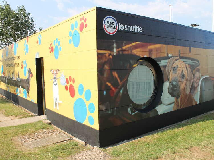 Eurotunnel Pet Reception building wrap using printed textured wall vinyl